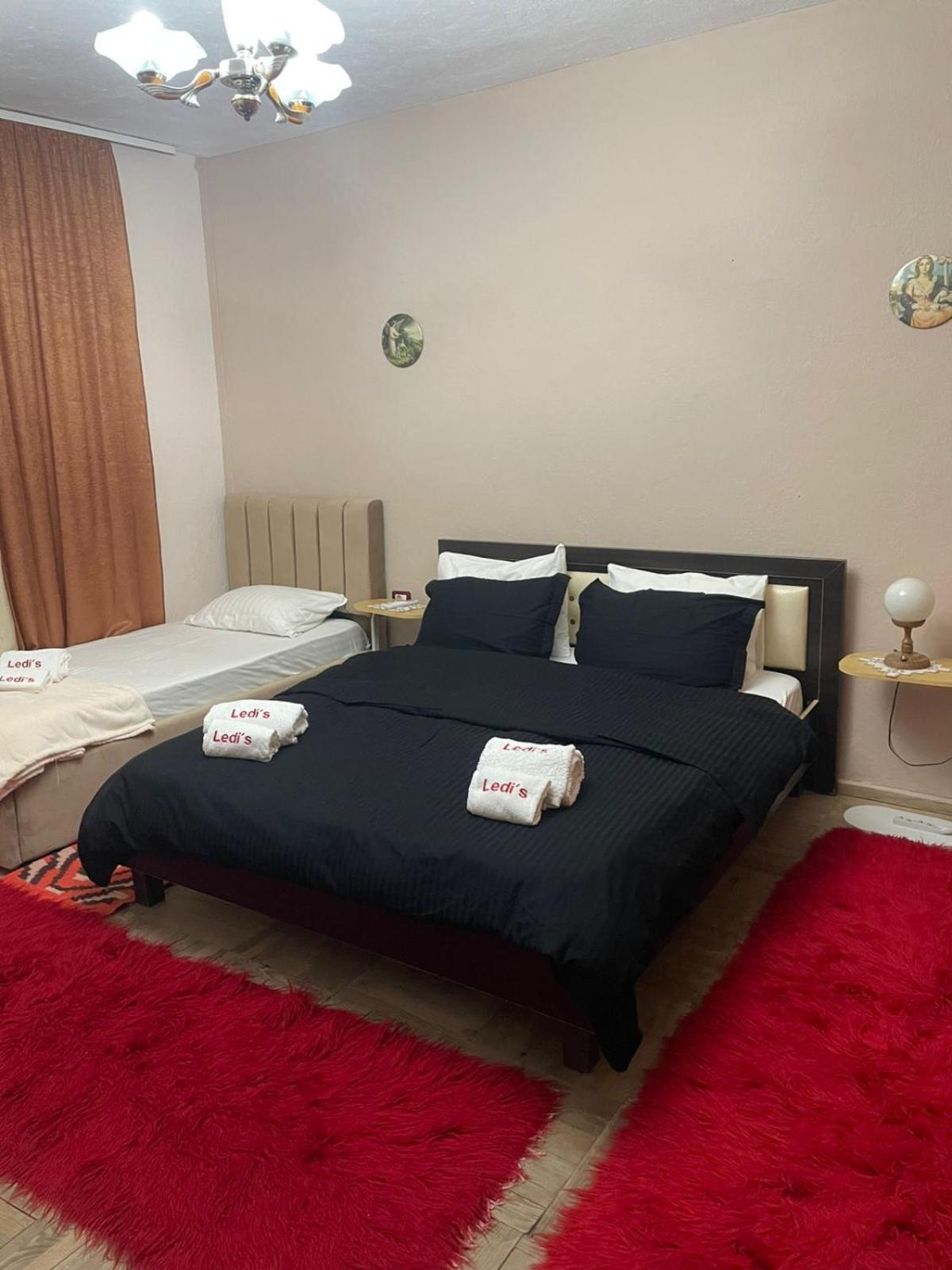 Ledi'S Apartment Gjirokastër Eksteriør bilde